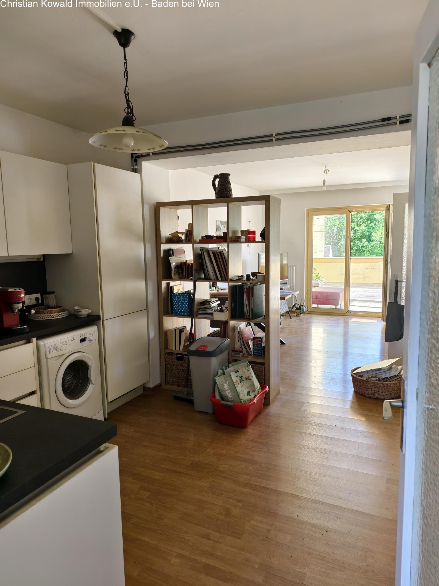 Küche-Wohnzimmer Küche-Wohnzimmer